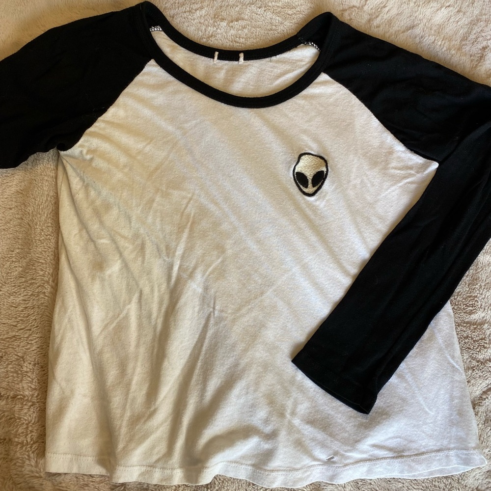 Brandy Melvin alien quarter length sleeve